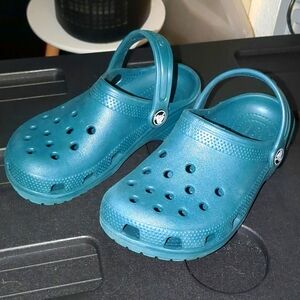 Crocs, boy clogs, size C13, Hunter Green